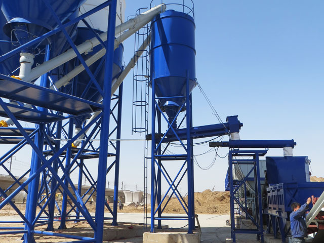 穩定(ding)土廠拌設備部(bù)件