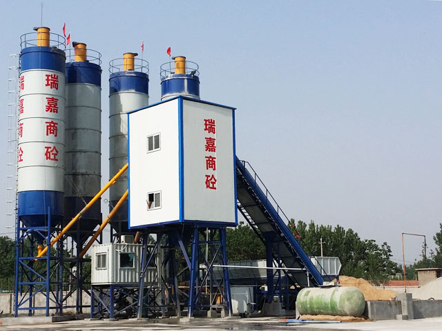 HZS90小型商品(pin)混凝土攪拌站(zhan)